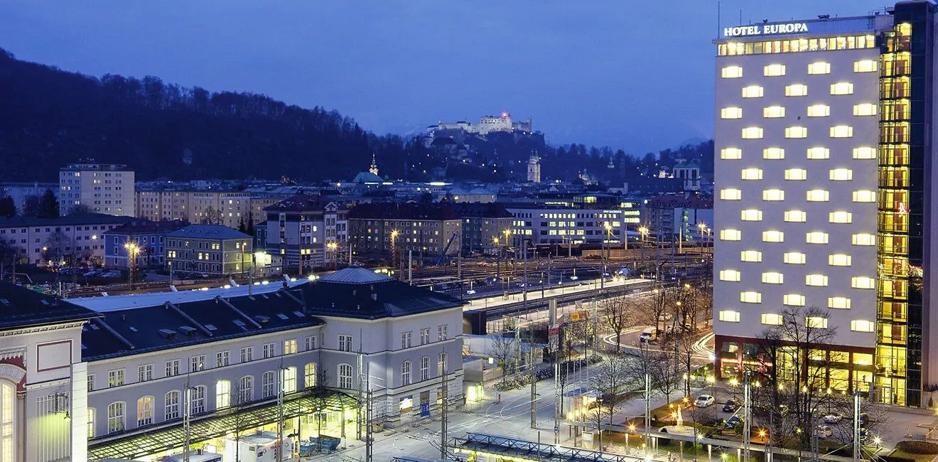 Austria Trend Hotel Europa Σάλτσμπουργκ 4*,